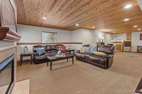 Tiny photo for 226 Woodland Park Circle, Gilberts, IL 60136 (MLS # 12542454)