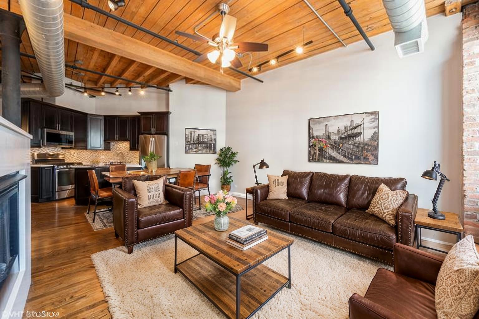 420 S Clinton Street 617A