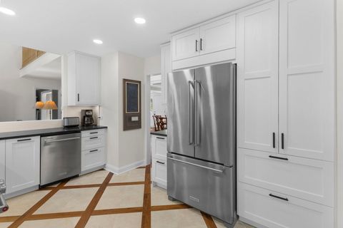 Tiny photo for 6402 Barn Swallow Court, Gurnee, IL 60031 (MLS # 12466974)