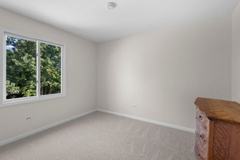 Tiny photo for 6402 Barn Swallow Court, Gurnee, IL 60031 (MLS # 12466974)