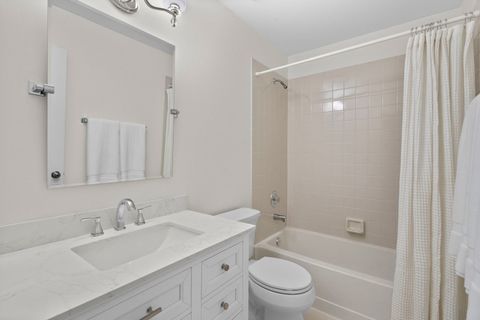 Tiny photo for 6402 Barn Swallow Court, Gurnee, IL 60031 (MLS # 12466974)