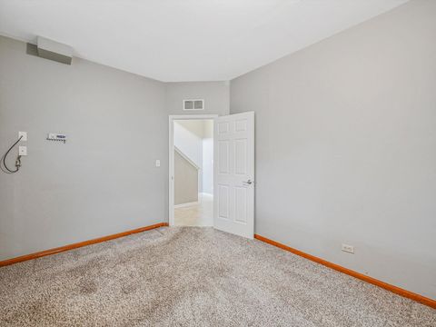 Tiny photo for 1090 Maubert Court, Carol Stream, IL 60188 (MLS # 12518075)