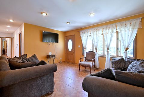 Tiny photo for 108 Cedar Circle, Streamwood, IL 60107 (MLS # 12650937)