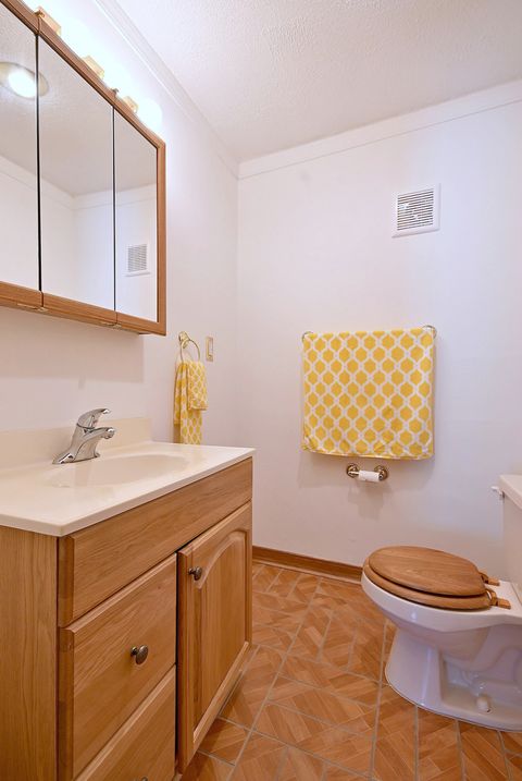 Tiny photo for 108 Cedar Circle, Streamwood, IL 60107 (MLS # 12650937)