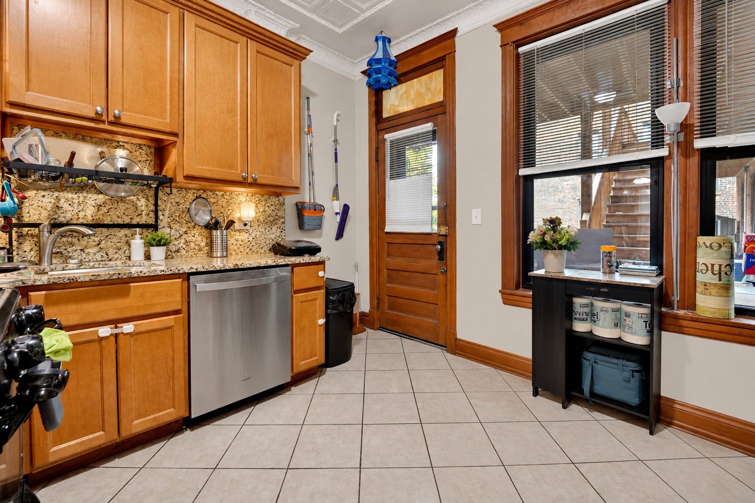 1404 W Flournoy Street 2