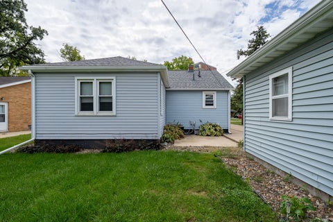 Tiny photo for 911 W Madison Street, Pontiac, IL 61764 (MLS # 12763677)