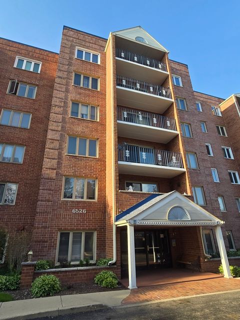 Photo of 6526 W Irving Park Road #505, Chicago, IL 60634 (MLS # 12629863)