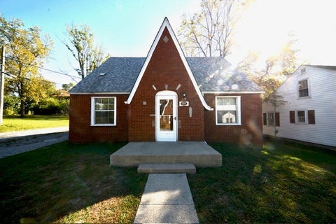 Photo of 1501 Viola Avenue, Mt Vernon, IL 62864 (MLS # 12710148)