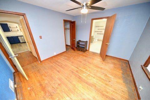 Tiny photo for 1501 Viola Avenue, Mt Vernon, IL 62864 (MLS # 12710148)