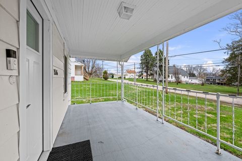 Tiny photo for 1516 Lake Street, Kewanee, IL 61443 (MLS # 12612319)