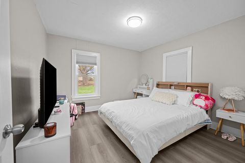 Tiny photo for 1516 Lake Street, Kewanee, IL 61443 (MLS # 12612319)