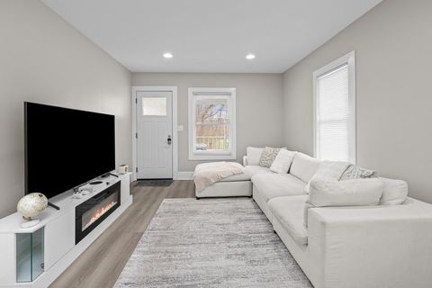 Tiny photo for 1516 Lake Street, Kewanee, IL 61443 (MLS # 12612319)