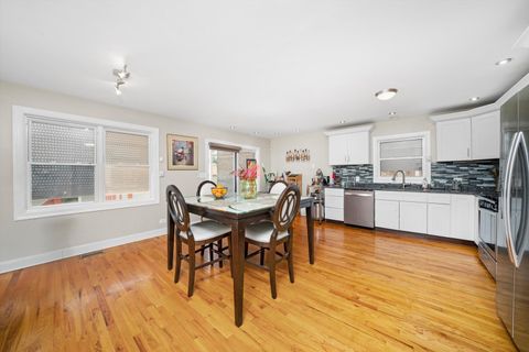 Tiny photo for 7947 S Clyde Avenue, Chicago, IL 60617 (MLS # 12446408)