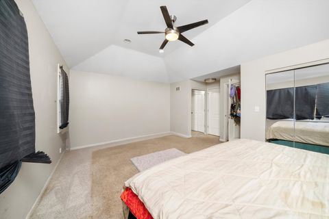 Tiny photo for 7947 S Clyde Avenue, Chicago, IL 60617 (MLS # 12446408)