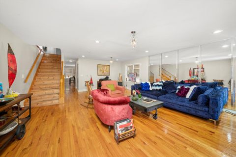 Tiny photo for 7947 S Clyde Avenue, Chicago, IL 60617 (MLS # 12446408)