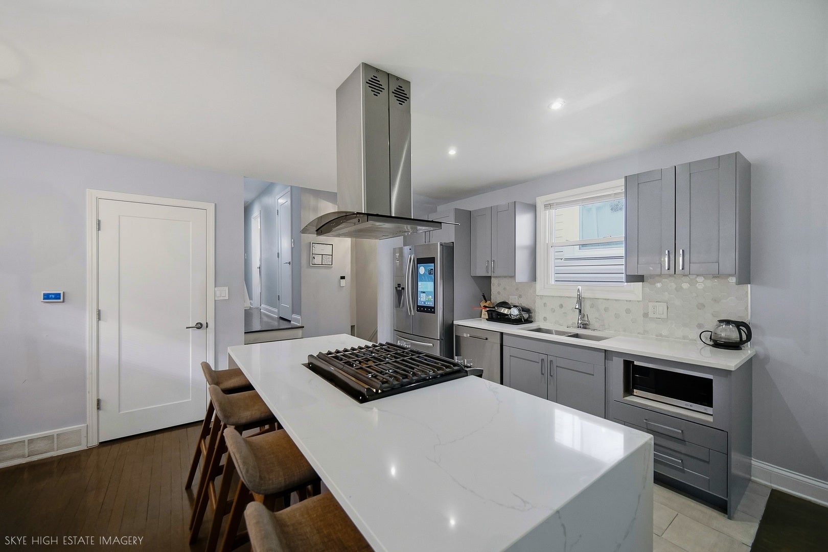 1238 W 112th Place