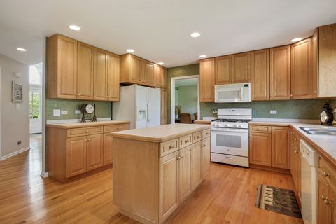 Tiny photo for 3203 Hickory Creek Drive, New Lenox, IL 60451 (MLS # 12609747)