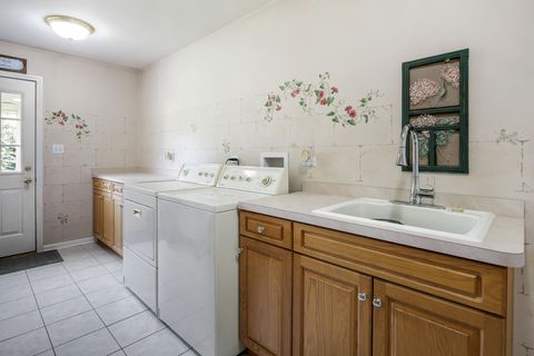 Tiny photo for 3203 Hickory Creek Drive, New Lenox, IL 60451 (MLS # 12609747)