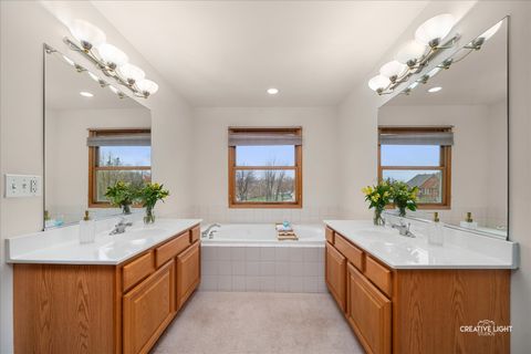 Tiny photo for 201 Violet Lane, Batavia, IL 60510 (MLS # 12590151)