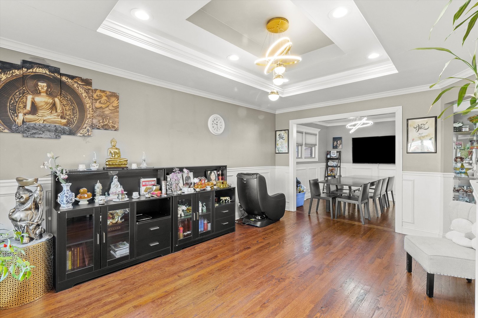 8653 N Merrill Street