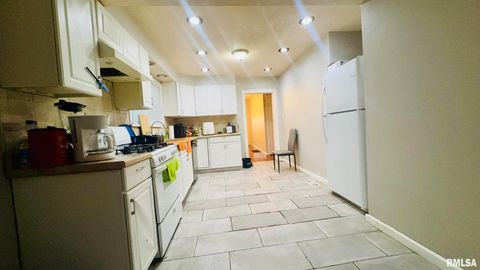 Tiny photo for 809 N 12TH Street, Herrin, IL 62948 (MLS # EB460249)