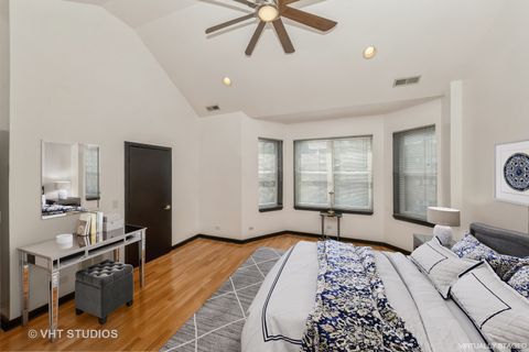 Tiny photo for 834 E 45th Street, Chicago, IL 60653 (MLS # 12468149)