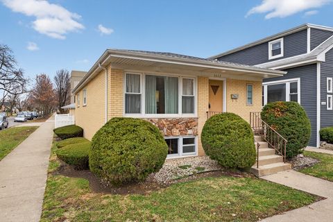 Tiny photo for 6622 W George Street, Chicago, IL 60634 (MLS # 12580118)