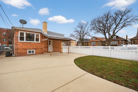 Tiny photo for 6622 W George Street, Chicago, IL 60634 (MLS # 12580118)