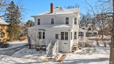 A home in Lombard