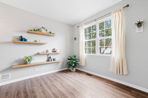 Tiny photo for 225 Rogers Way, Sycamore, IL 60178 (MLS # 12498800)