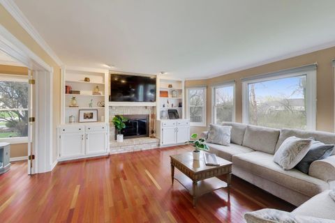 Tiny photo for 1474 Knottingham Drive, Gurnee, IL 60031 (MLS # 12621752)