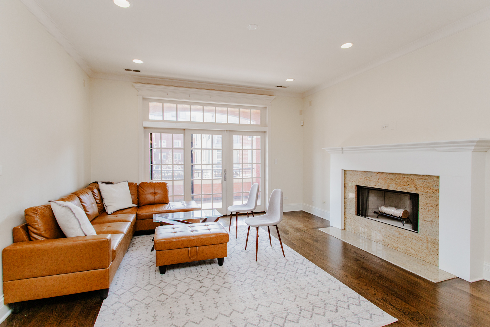 1238 W Jackson Boulevard 3W