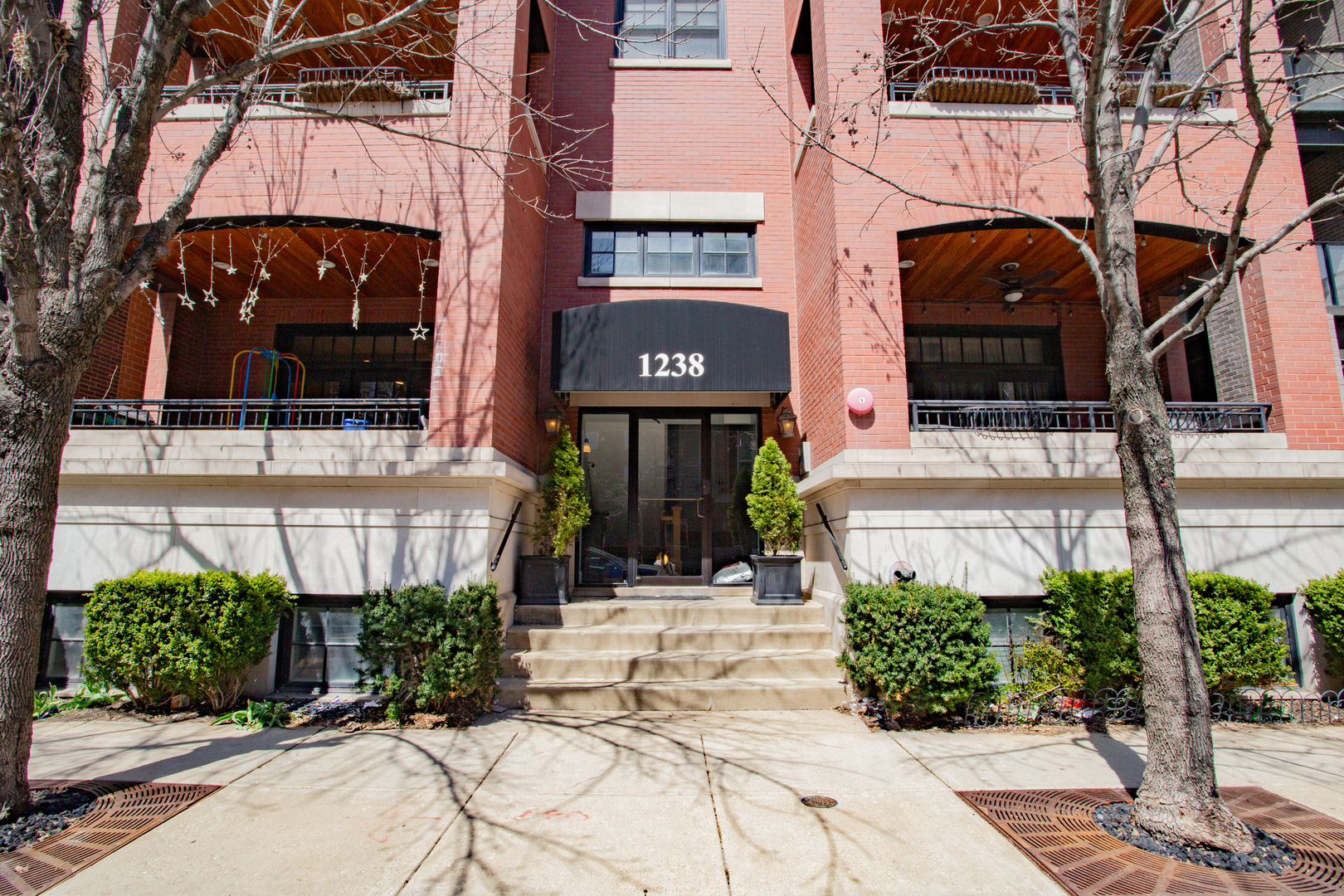 1238 W Jackson Boulevard 3W