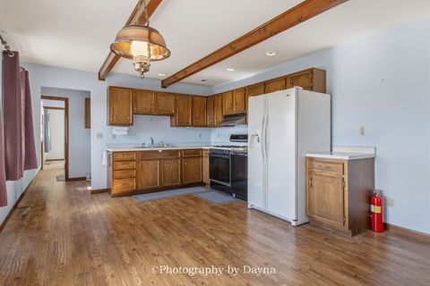 Tiny photo for 7302 E 3500s Road, St. Anne, IL 60964 (MLS # 12582896)