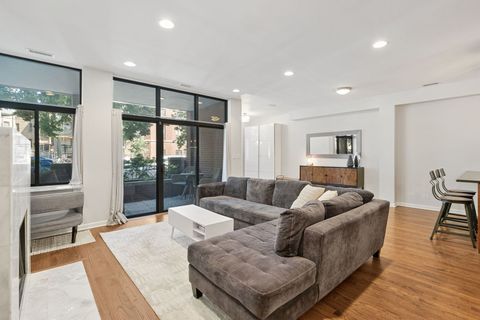 Tiny photo for 2518 N Willetts Court #GS, Chicago, IL 60647 (MLS # 12481160)