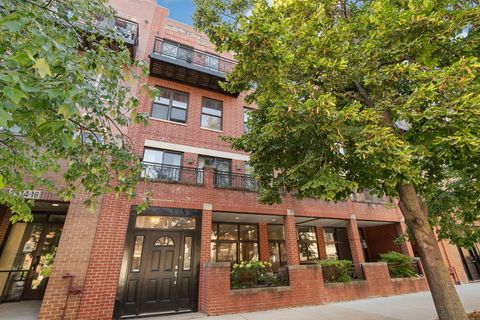 Photo of 2518 N Willetts Court #GS, Chicago, IL 60647 (MLS # 12481160)