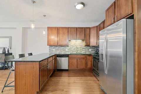 Tiny photo for 2518 N Willetts Court #GS, Chicago, IL 60647 (MLS # 12481160)