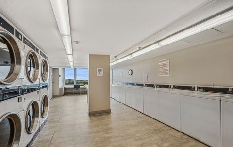 Tiny photo for 2728 N Hampden Court #605, Chicago, IL 60614 (MLS # 12507547)