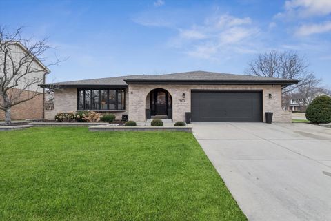 7800 Dorchester Lane, Darien, IL 60561 - #: 12567827