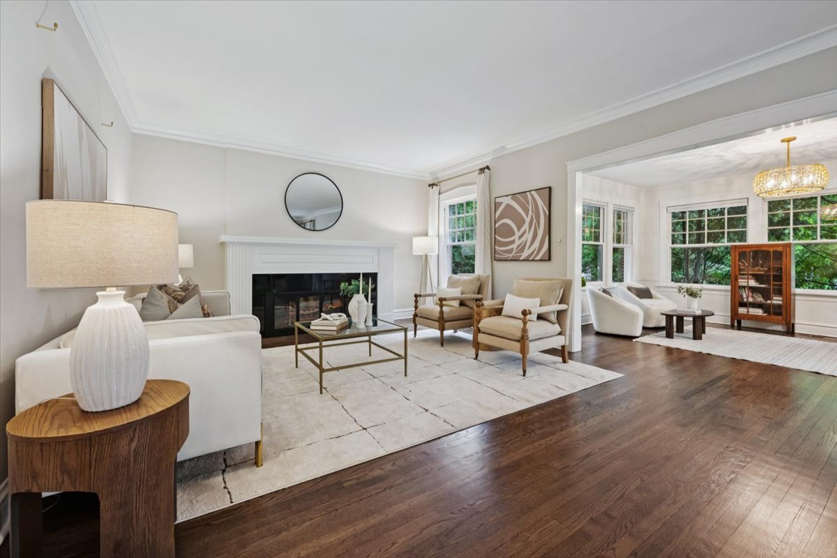 1141 Sheridan Road