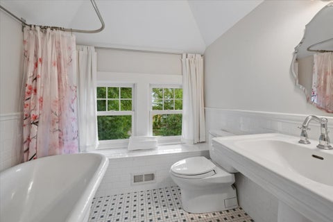 Tiny photo for 1141 Sheridan Road, Wilmette, IL 60091 (MLS # 12681051)