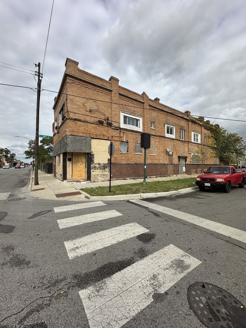 1659 S Pulaski Road