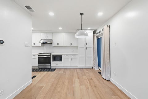 Tiny photo for 1915 N Cleveland Avenue #A, Chicago, IL 60614 (MLS # 12768552)