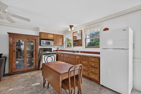 Tiny photo for 1333 Ottawa Avenue, Ottawa, IL 61350 (MLS # 12741955)