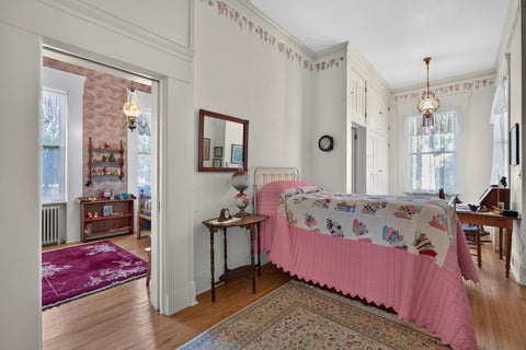 Tiny photo for 1333 Ottawa Avenue, Ottawa, IL 61350 (MLS # 12741955)
