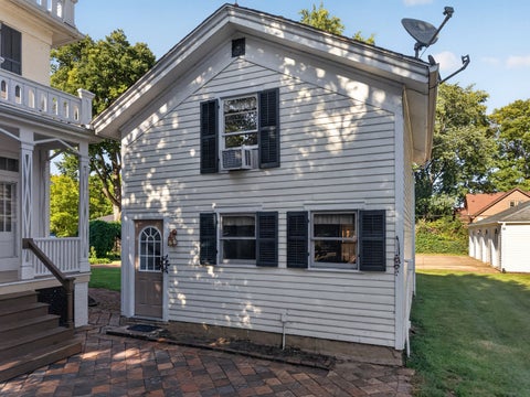 Tiny photo for 1333 Ottawa Avenue, Ottawa, IL 61350 (MLS # 12741955)