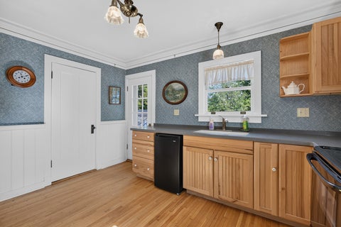 Tiny photo for 1333 Ottawa Avenue, Ottawa, IL 61350 (MLS # 12741955)