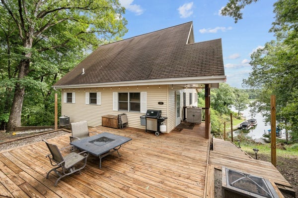 324 RUSTIC OAK CT, DAHINDA, IL 61428 - Image b1bb34aaa00ff4ba8ee35326f4a8cb66/1174475282