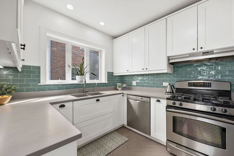 Tiny photo for 514 Uvedale Road, Riverside, IL 60546 (MLS # 12601857)