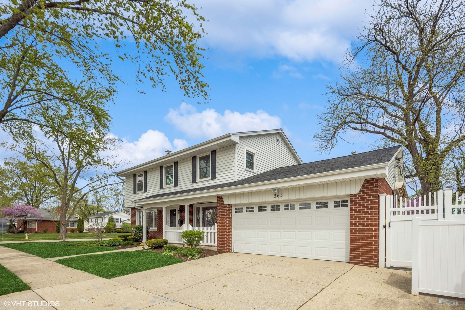 265 W Adams Street